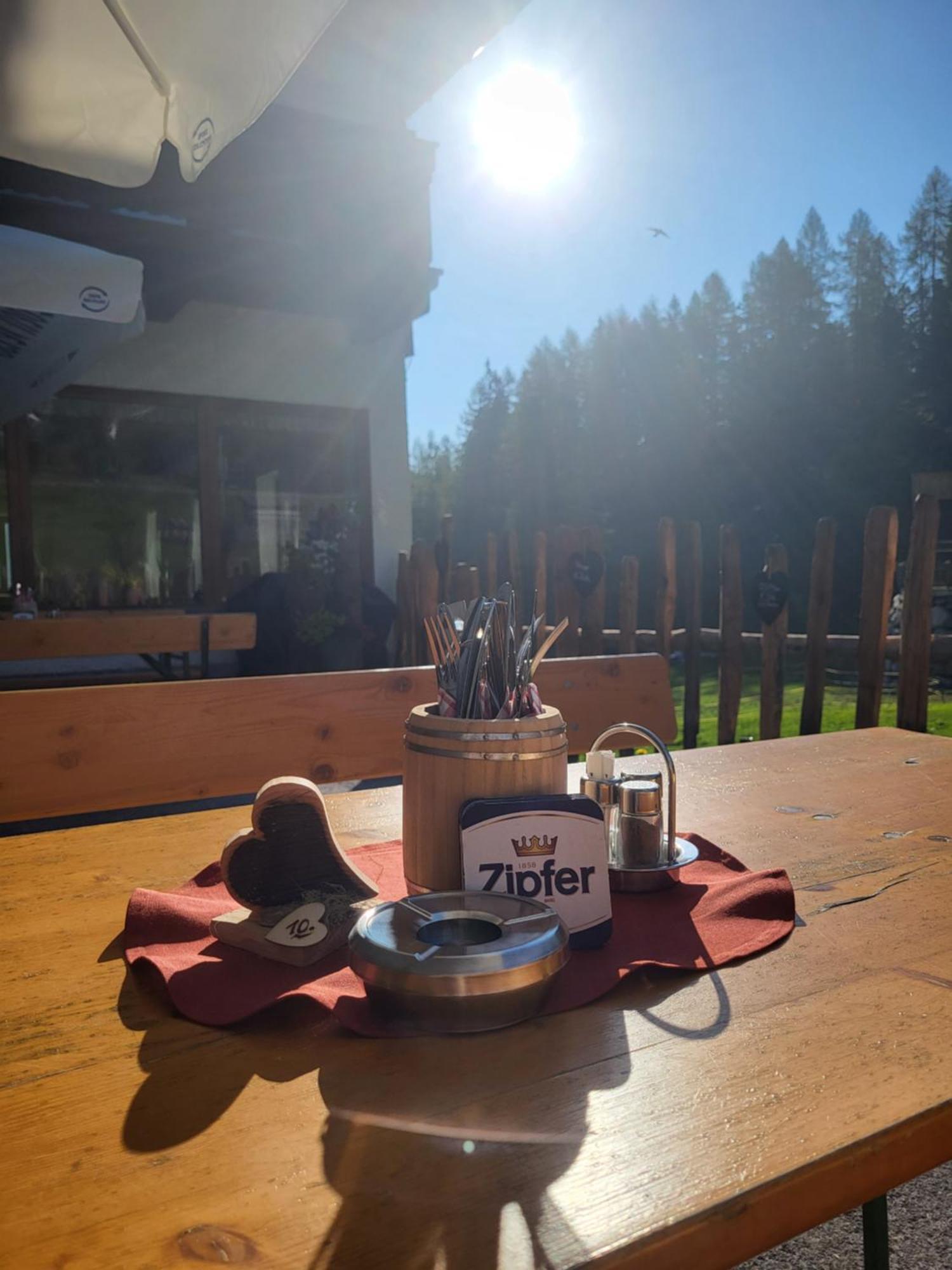 Schlickeralm Hotel Телфес им Щубай Екстериор снимка