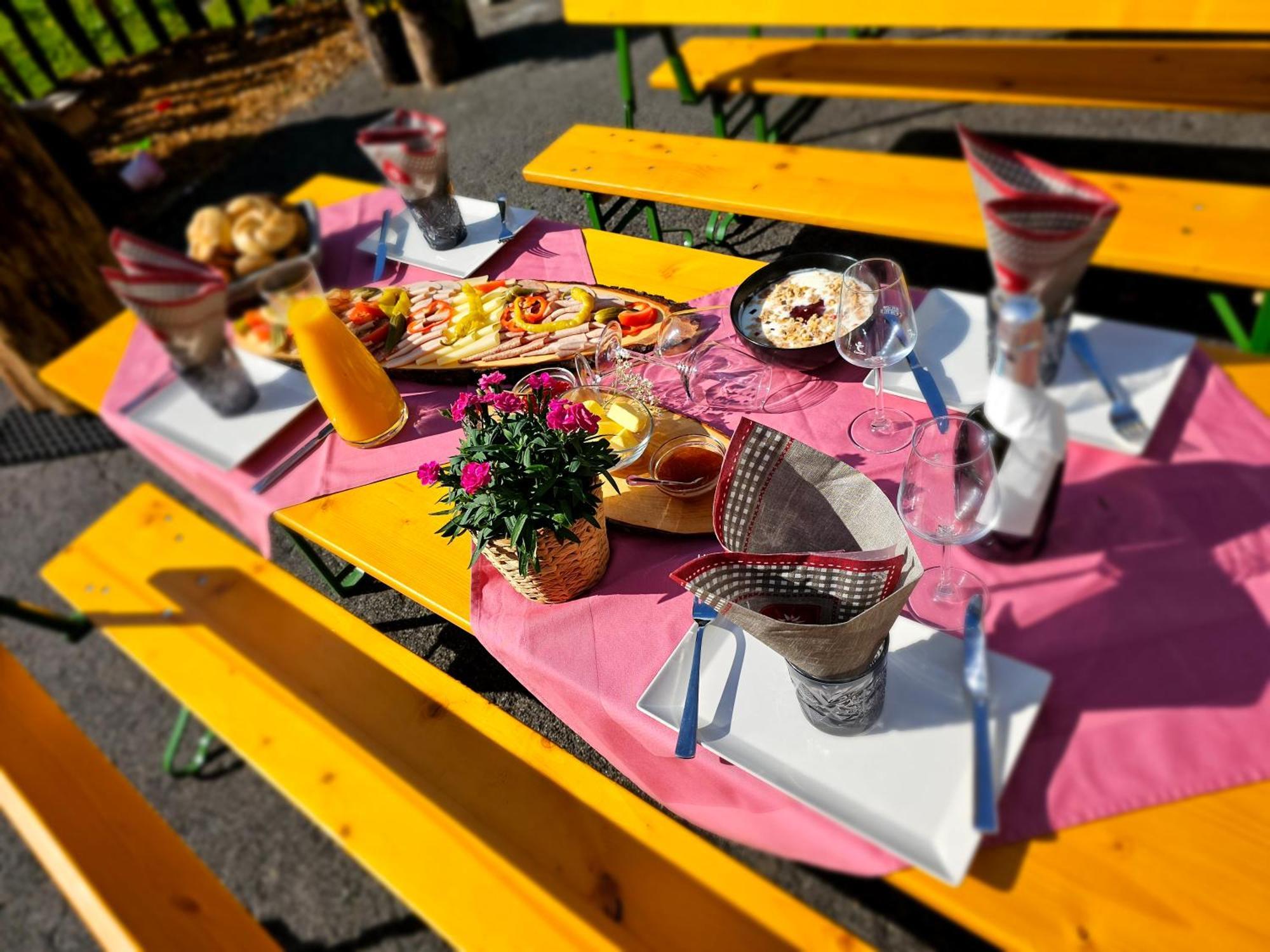 Schlickeralm Hotel Телфес им Щубай Екстериор снимка